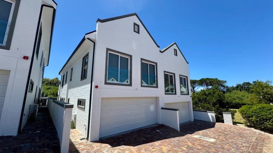 3 Bedroom Property for Sale in Gevonden Estate Western Cape